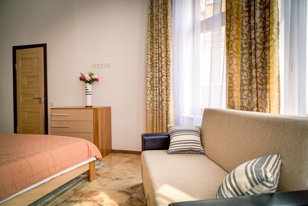 Apartments & Villa Georg Одесса Экстерьер фото